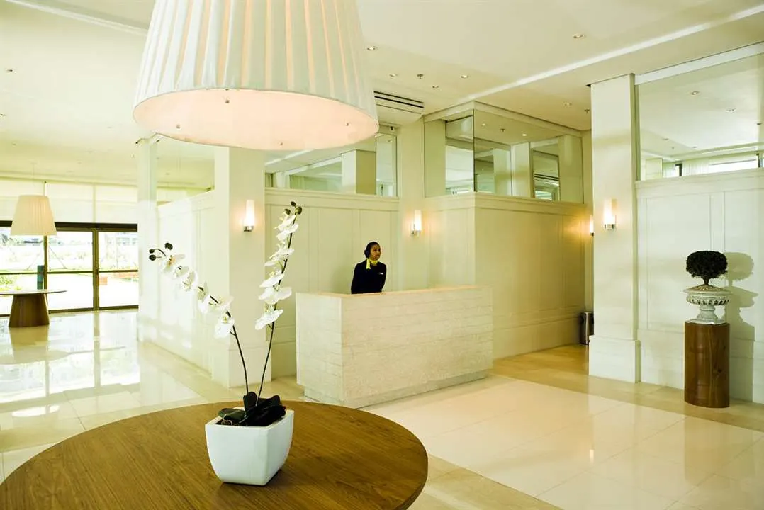 Atmosfera Condominium Park