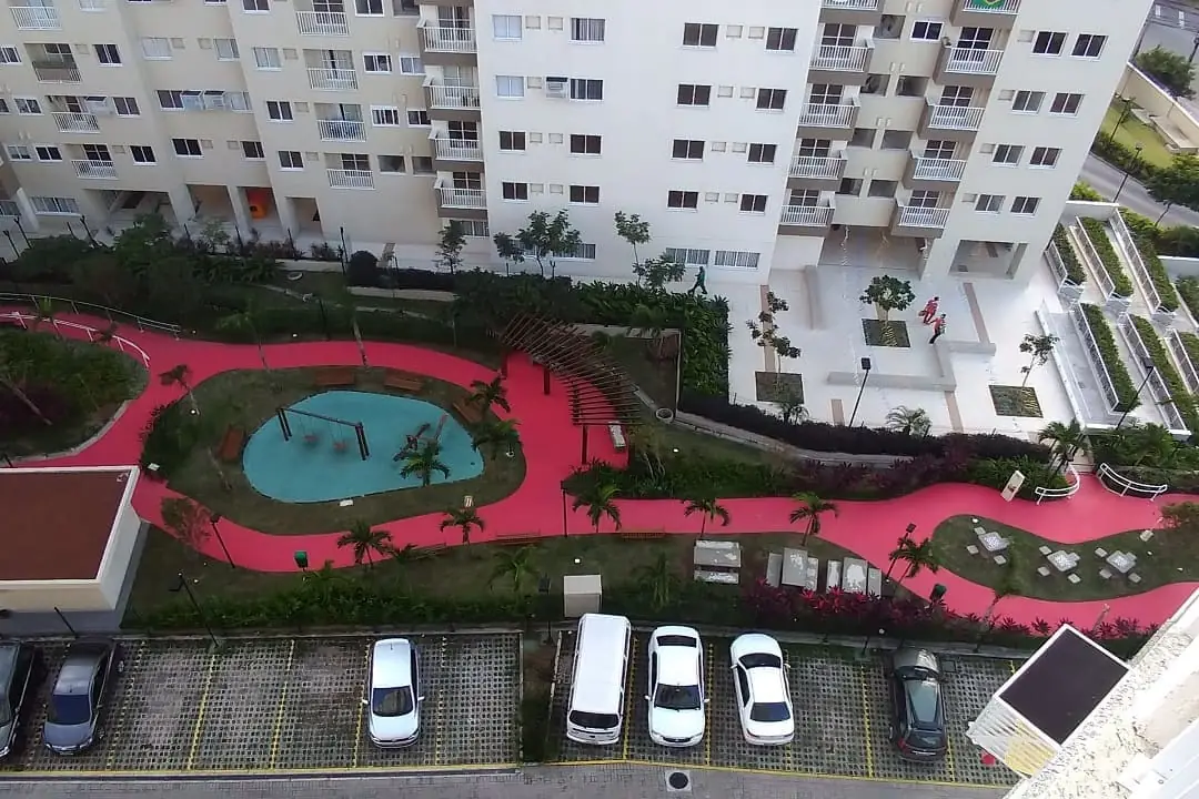 Vista do apartamento para o lazer e o Parque Carioca do Rio Residencial