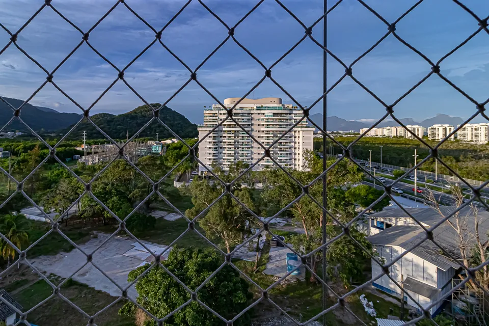 Apartamento 702 no Barra Wave: Vista do Quarto 2 - Suíte, foto 21