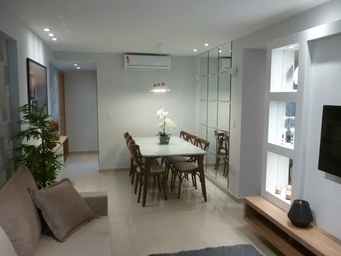 Sala de jantar do apartamento decorado do Expand Residences