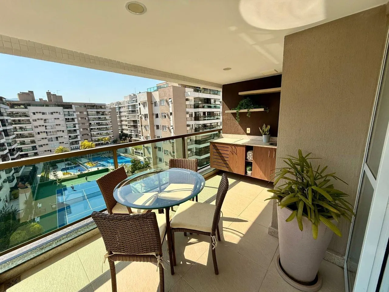 Foto de unidade à venda no Maui Unique Life Residences, 6