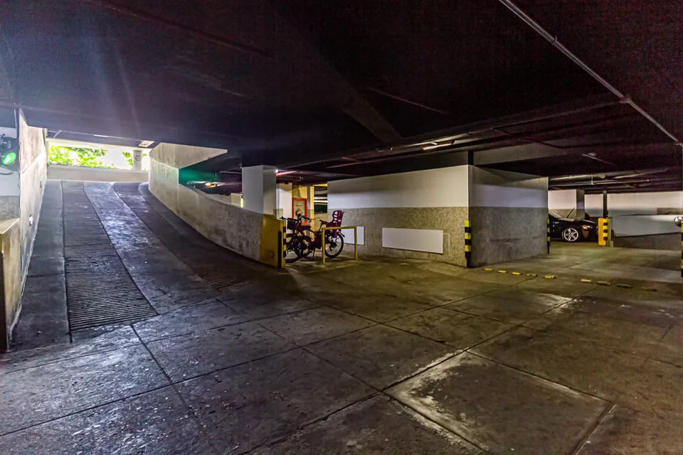 Garagem 1 no Mirante da Gávea
