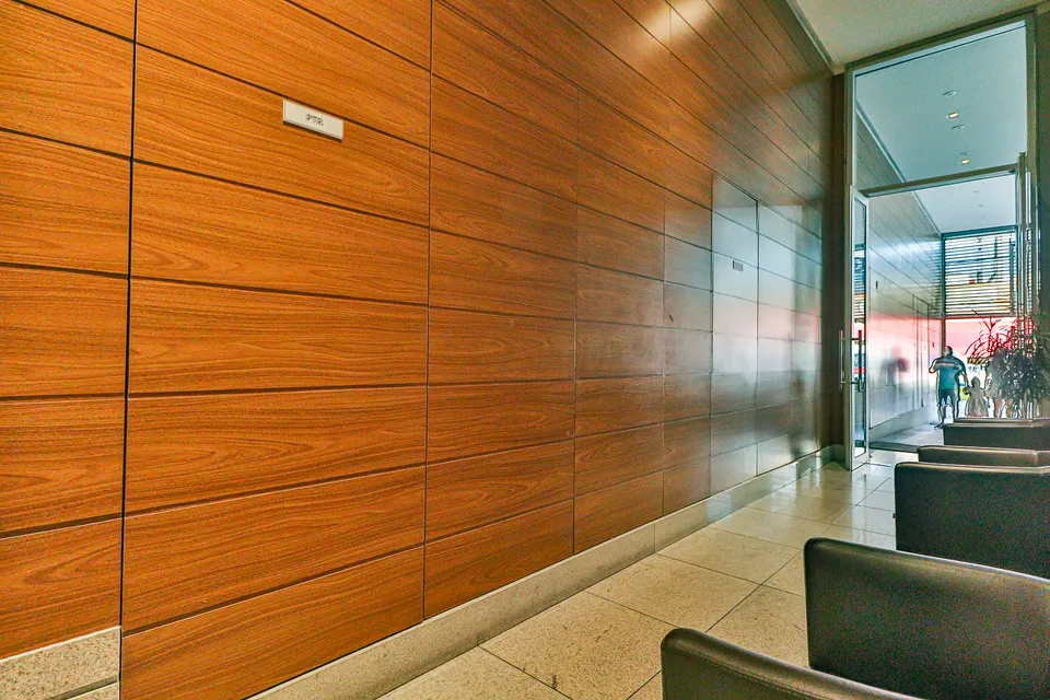 Sala 510 no Passeio Empresarial: Hall de Entrada e Pedestres, foto 21