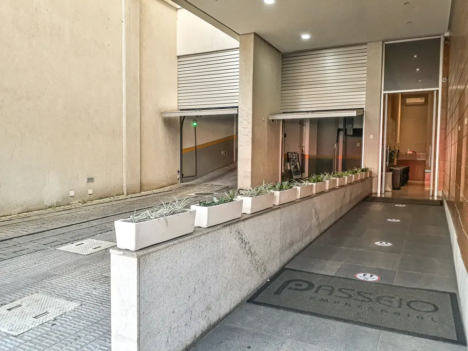 Sala 627 no Passeio Empresarial: Entrada da Garagem e Pedestres, foto 29