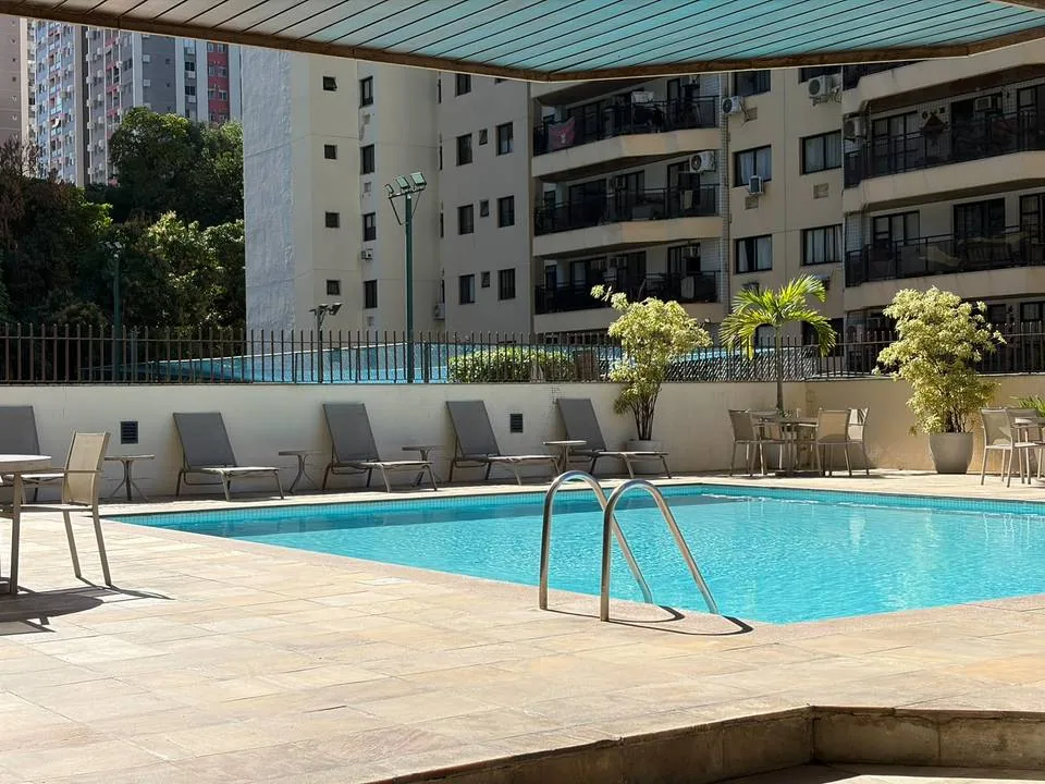 Piscina no Villa Di Genova