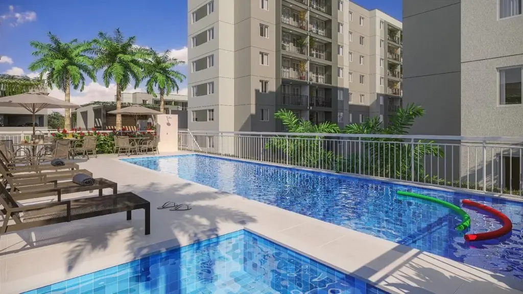 Piscina com deck